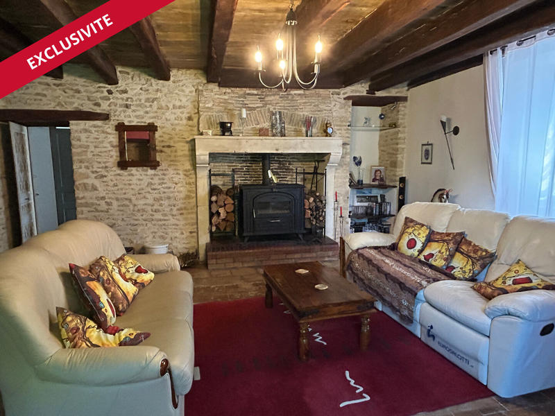 Maison - 210 m² - 7 pièces