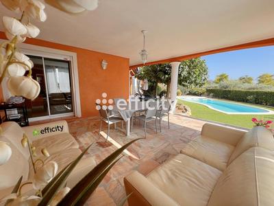 Maison - 170 m² - 5 pièces