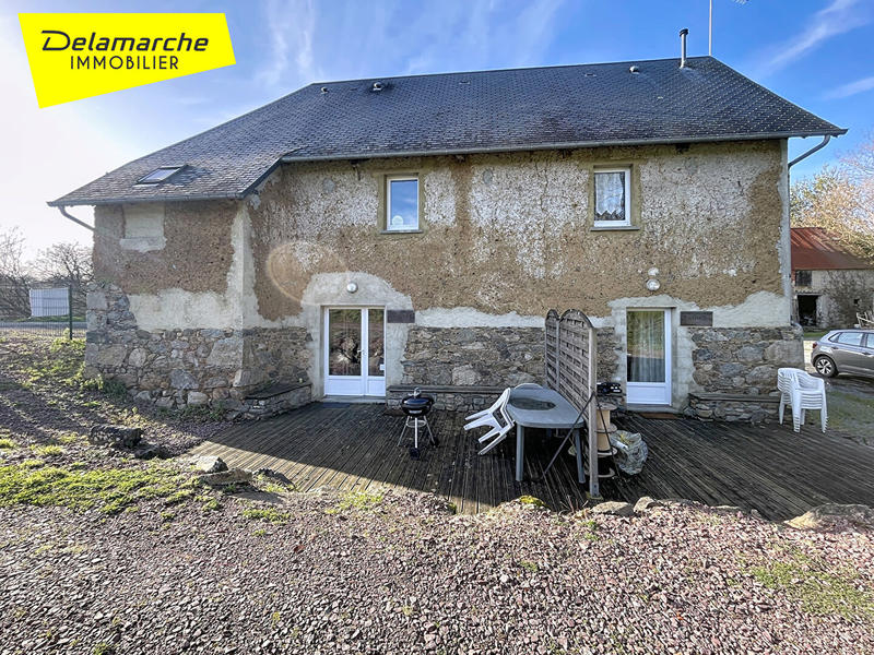 Maison - 240 m² - 11 pièces