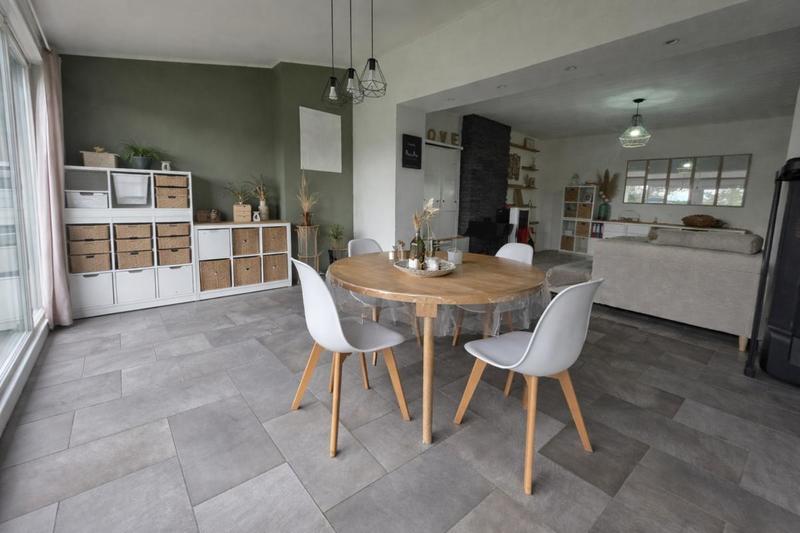 Maison - 102 m² - 6 pièces