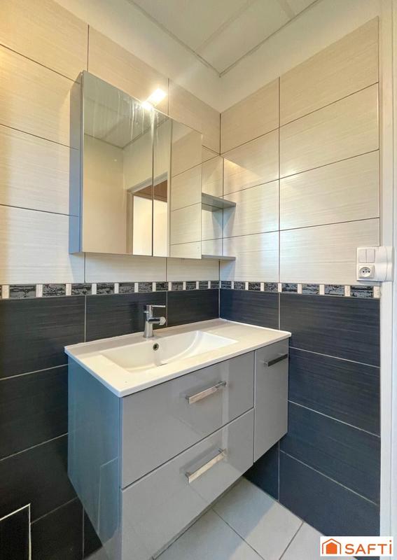 Maison - 105 m² - 6 pièces