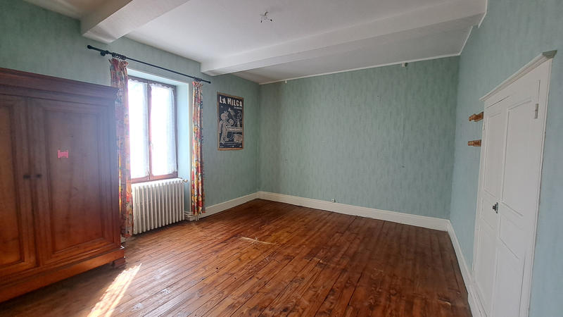 Maison - 172 m² - 10 pièces