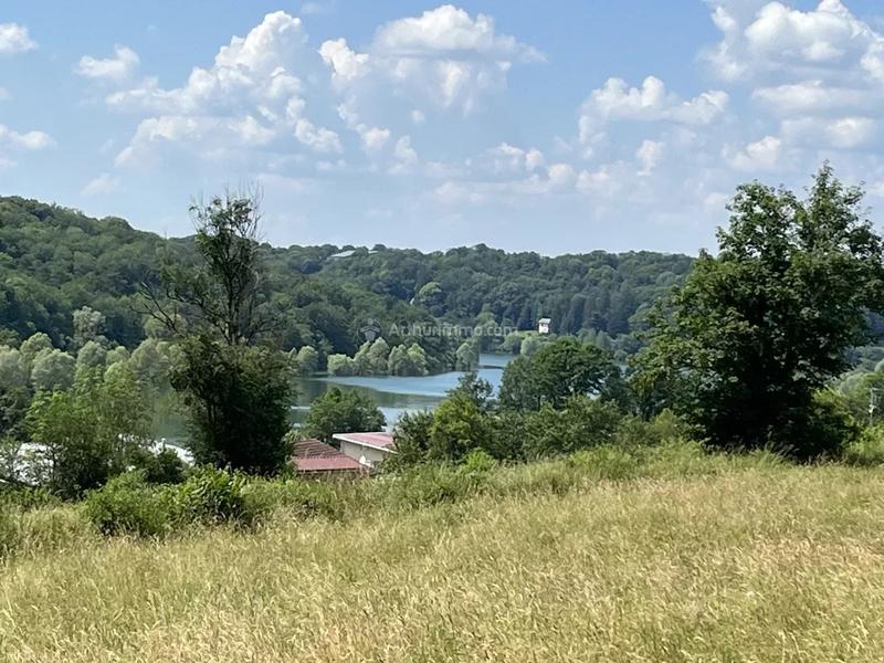 Terrain - 30 000 m²