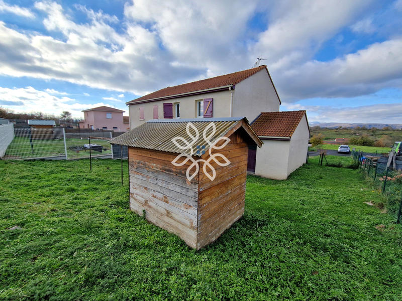 Maison de village - 100 m² - 4 pièces