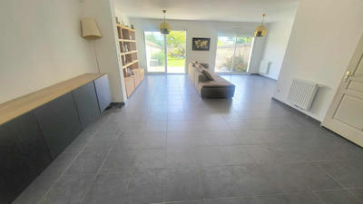 Maison - 145 m² - 7 pièces