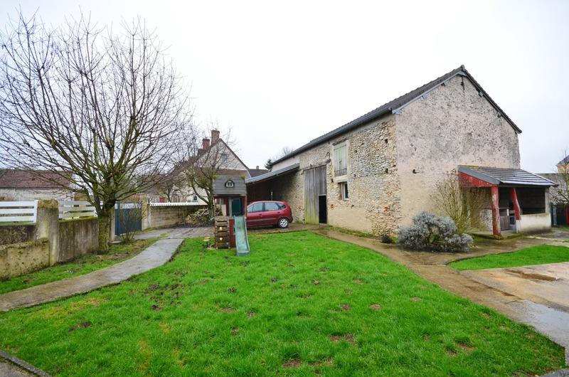 Maison en pierre - 160 m² - 5 pièces