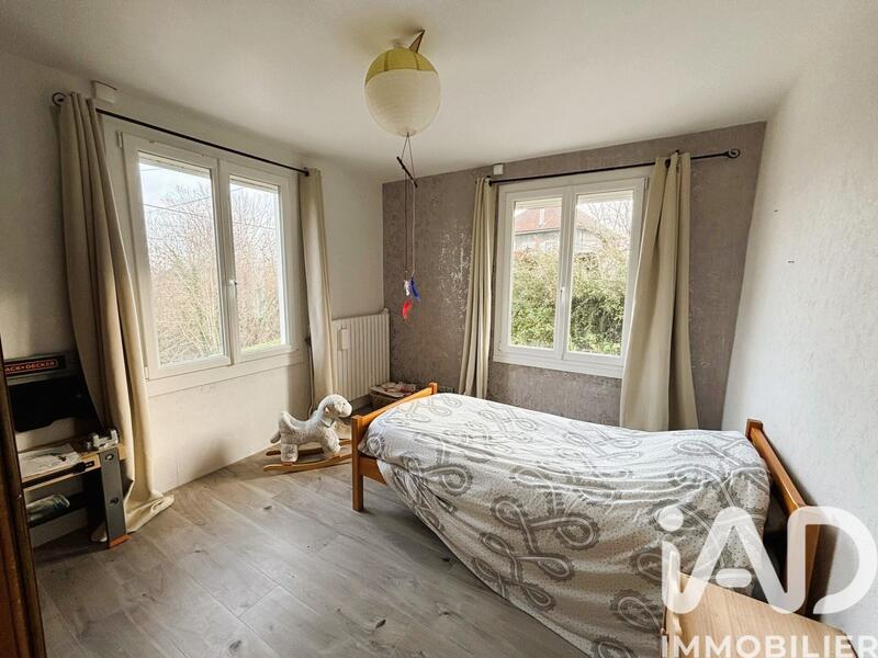 Maison - 145 m² - 6 pièces