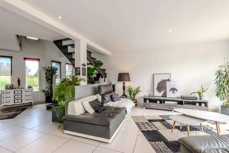 Maison - 144 m² - 4 pièces