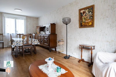 Maison - 94 m² - 5 pièces