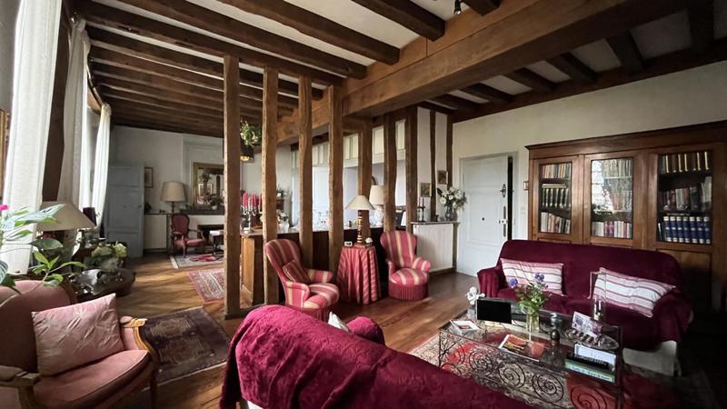 Hôtel particulier - 250 m² - 7 pièces