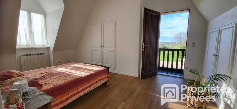 Maison - 215 m² - 9 pièces