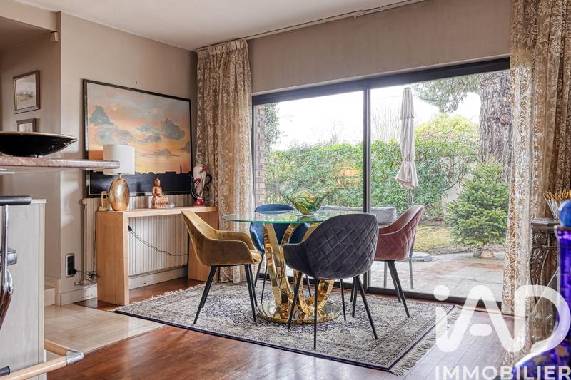 Maison de maîtres - 196 m² - 8 pièces