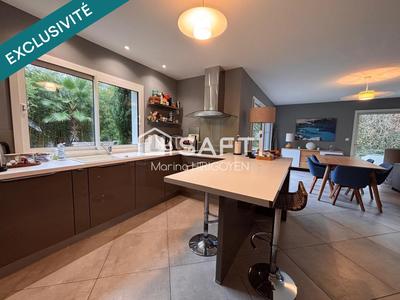 Maison - 150 m² - 5 pièces