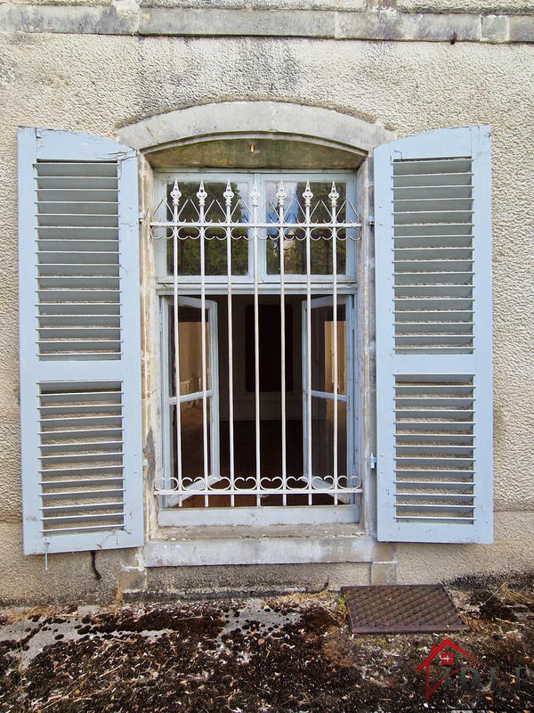 Maison - 402 m² - 14 pièces