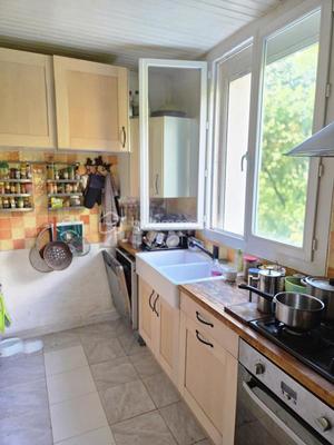 Villa - 80 m² - 4 pièces