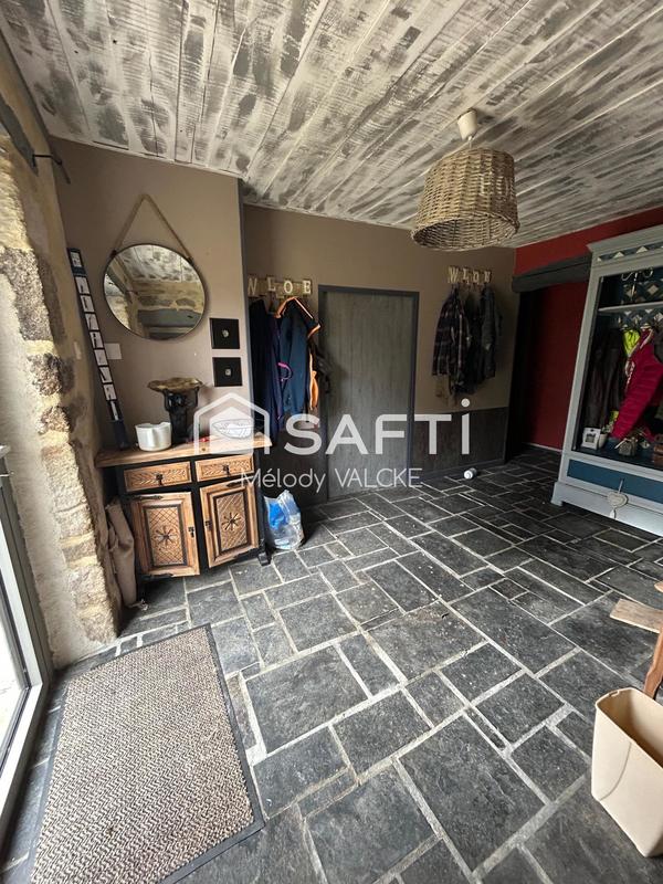 Maison - 226 m² - 7 pièces