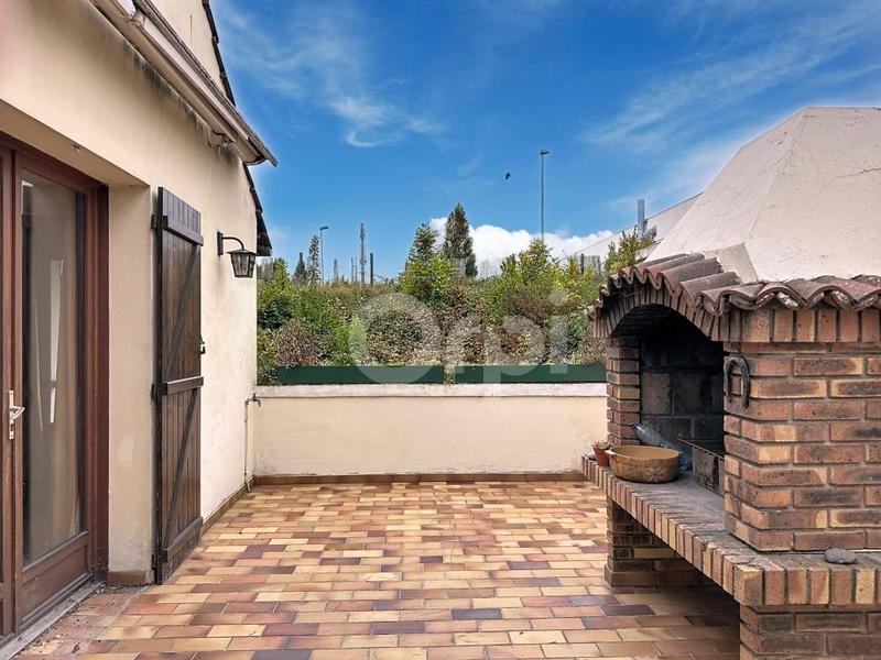 Maison - 176 m² - 6 pièces