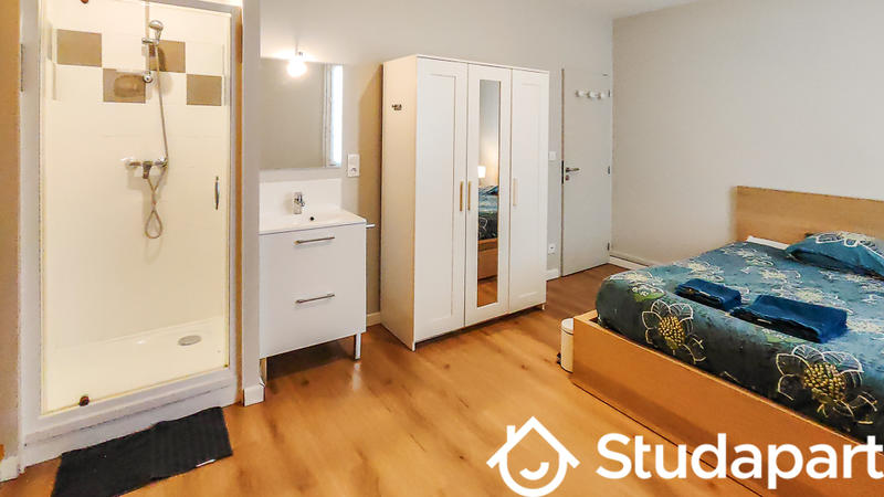 Chambre - 10 m² - 1 pièce