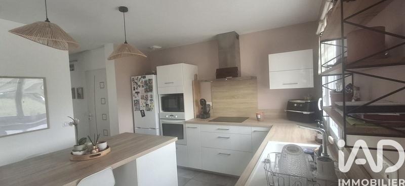 Maison - 90 m² - 4 pièces