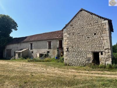 Maison - 50 m² - 10 pièces