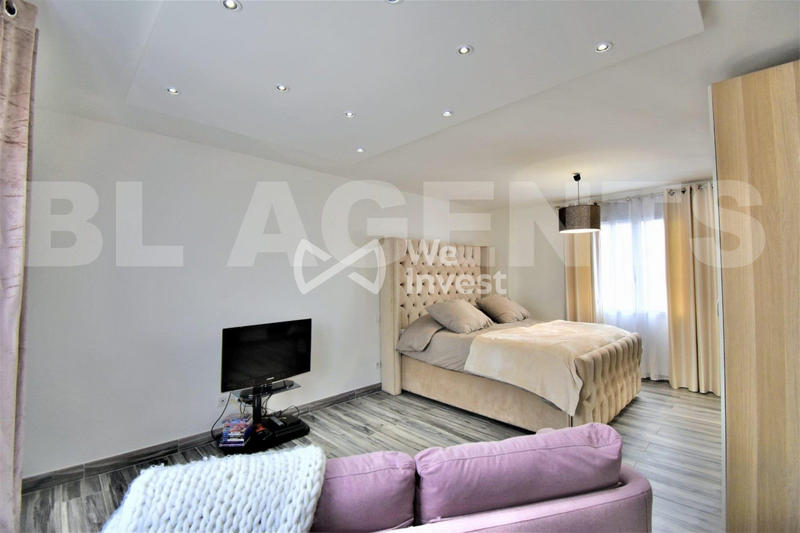 Maison - 150 m² - 5 pièces