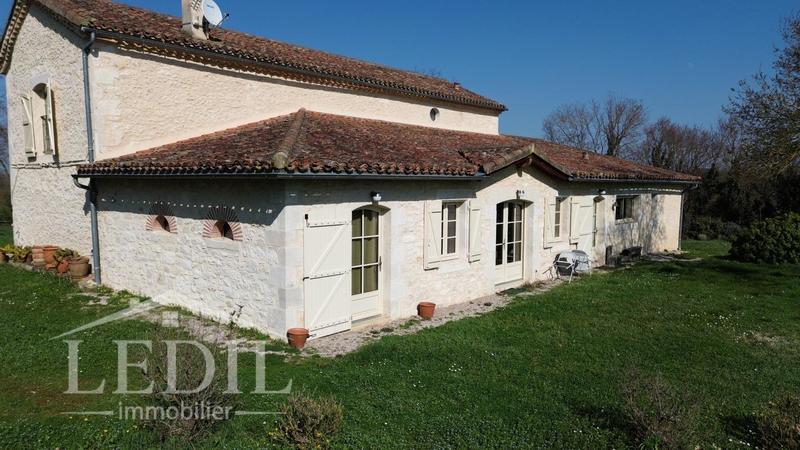 Propriété - 220 m² - 5 pièces