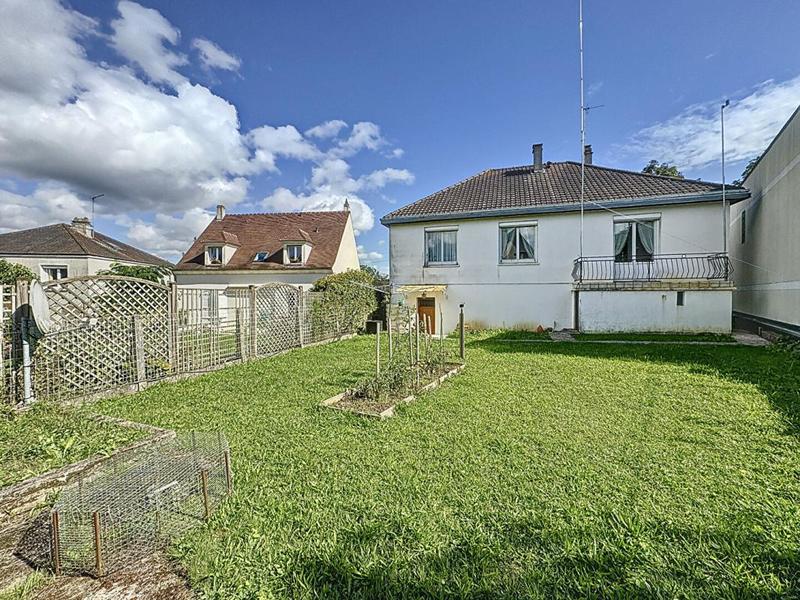 Maison - 85 m² - 5 pièces