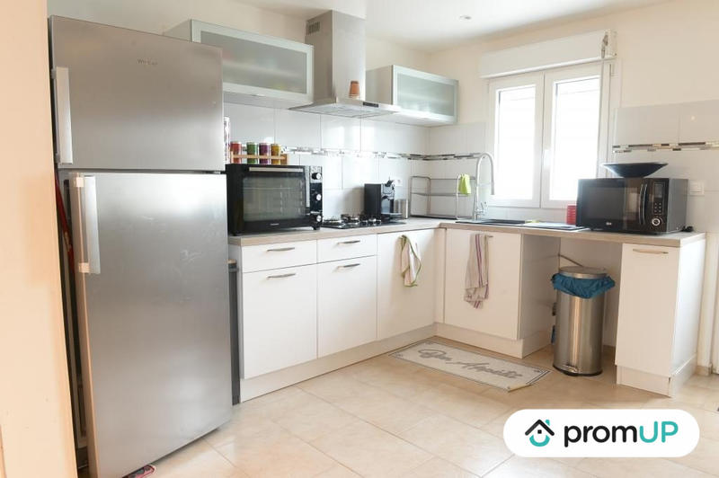 Maison contemporaine - 224 m² - 10 pièces