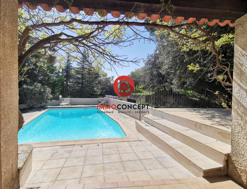 Villa - 176 m² - 7 pièces