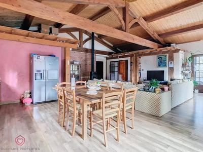 Villa - 147 m² - 5 pièces