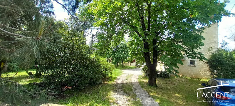 Mas - 135 m² - 8 pièces