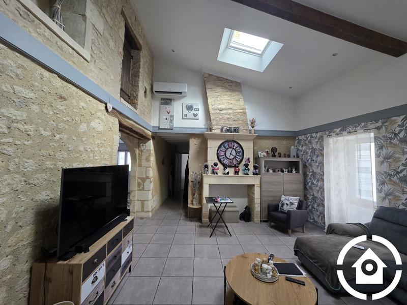 Maison - 96 m² - 3 pièces