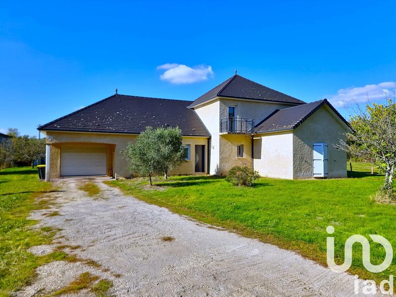 Maison - 160 m² - 6 pièces