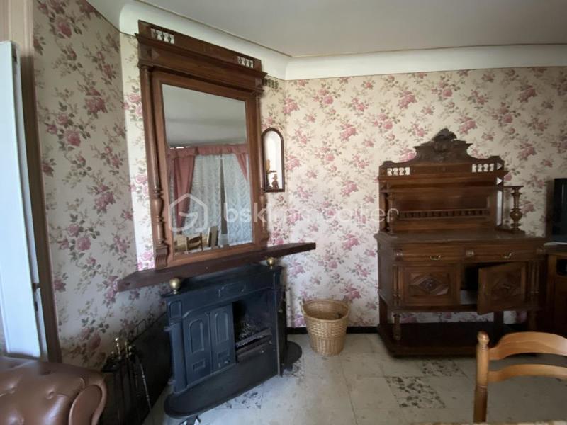 Propriété - 180 m² - 7 pièces