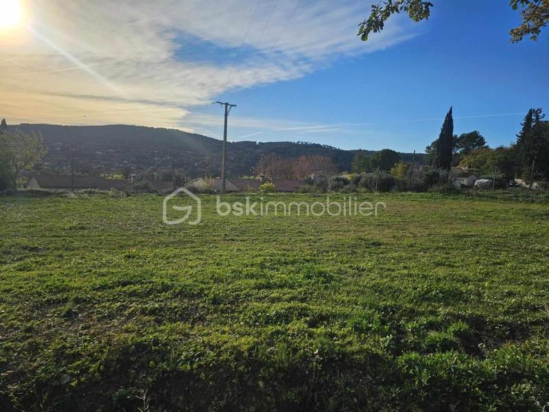 Terrain - 1 070 m²