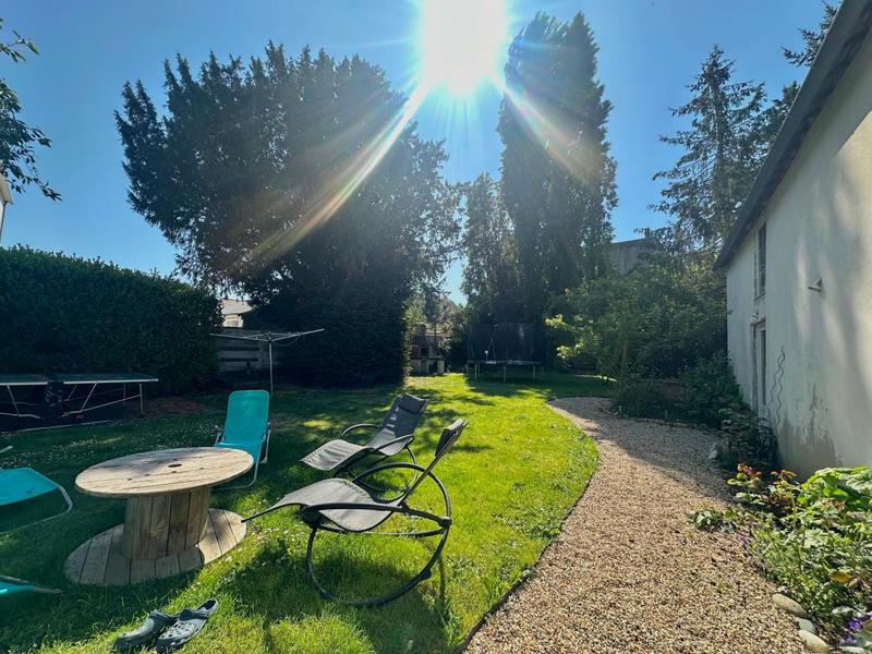 Maison - 295 m² - 7 pièces