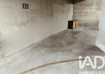 Parking - 12 m²
