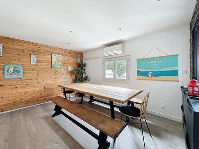 Maison - 90 m² - 5 pièces