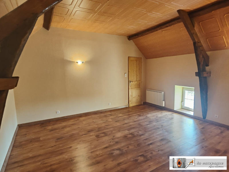 Maison - 210 m² - 9 pièces