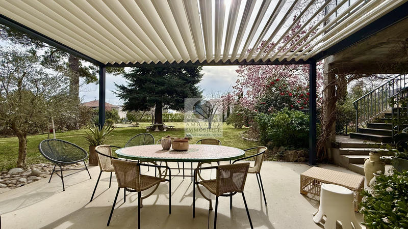 Maison - 172 m² - 7 pièces