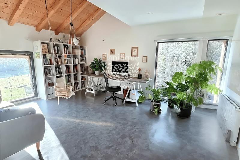 Maison - 193 m² - 6 pièces