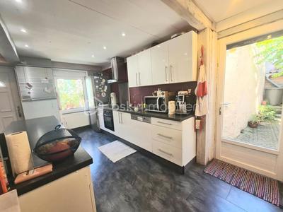 Maison de ville - 143 m² - 6 pièces