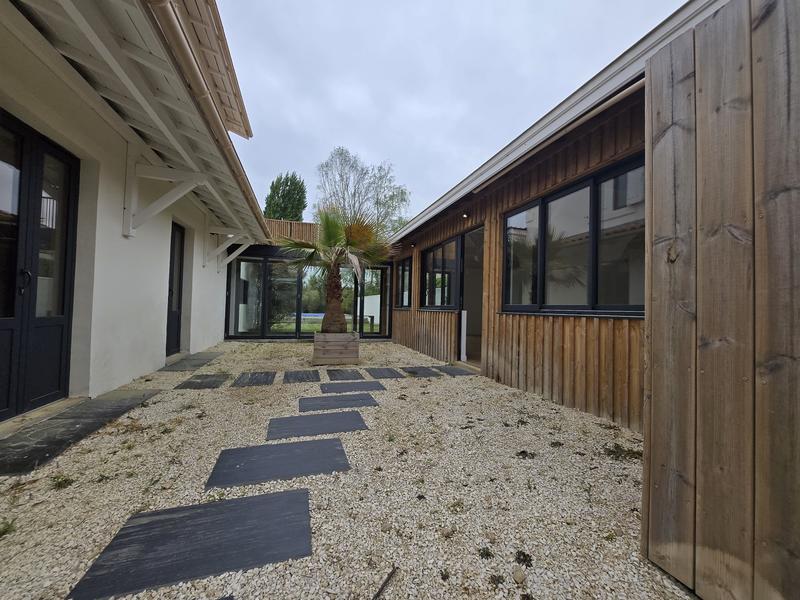 Villa - 157 m² - 5 pièces