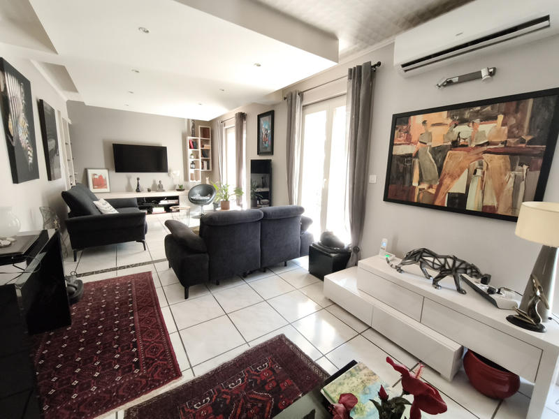 Maison - 169 m² - 5 pièces