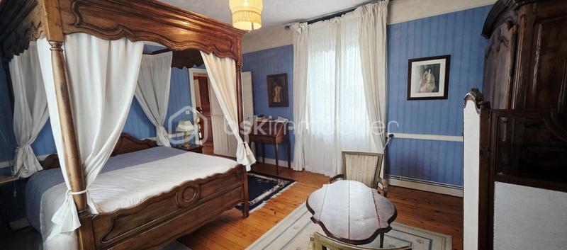 Maison en pierre - 170 m² - 7 pièces