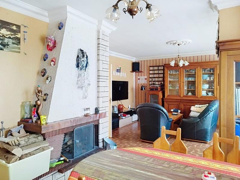 Maison - 166 m² - 9 pièces