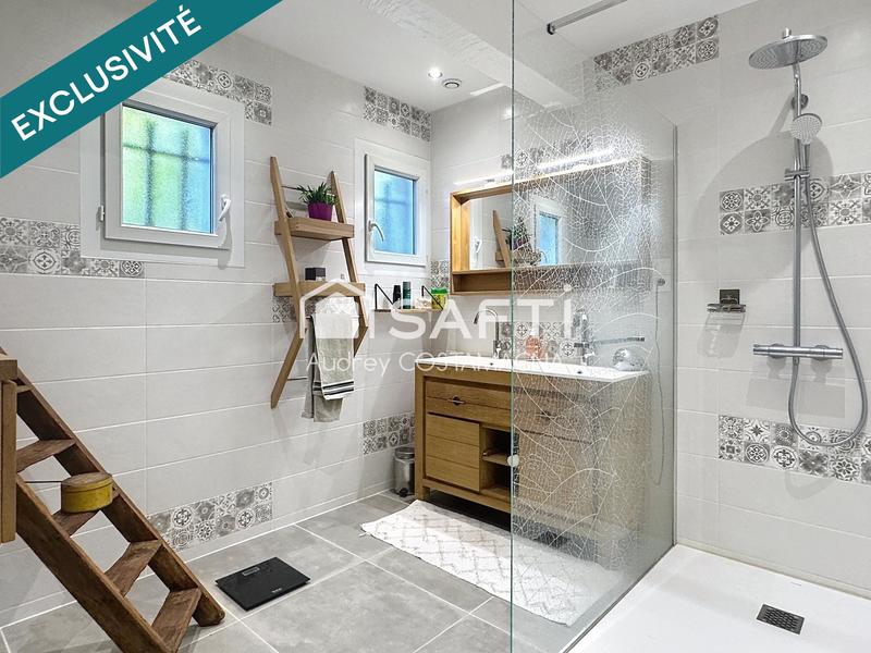 Maison - 205 m² - 7 pièces