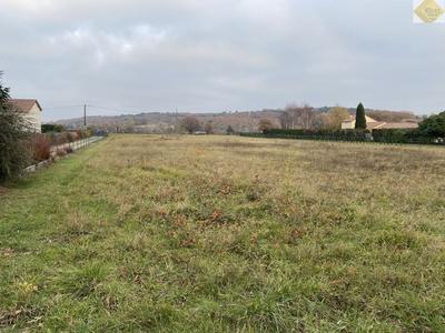 Terrain constructible - 4 503 m²