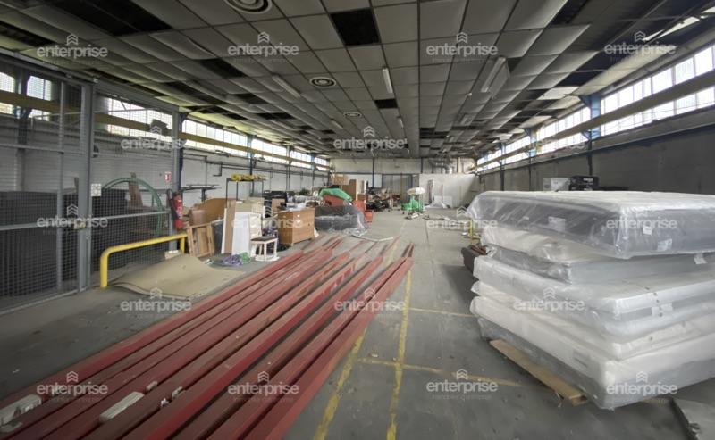 Entrepôt - 2 256 m²