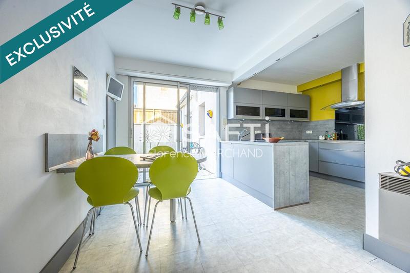 Maison - 205 m² - 6 pièces